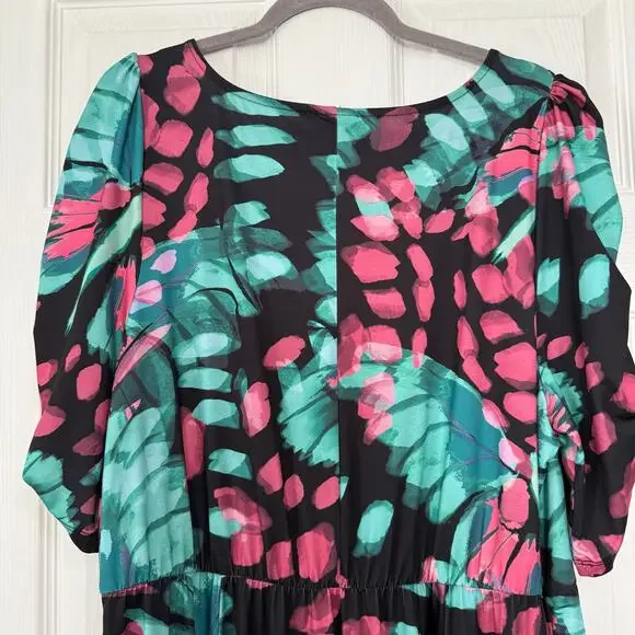Torrid Women's Butterfly Print V-Neck With Side Pockets Dress Size 3 - Picture 14 of 16